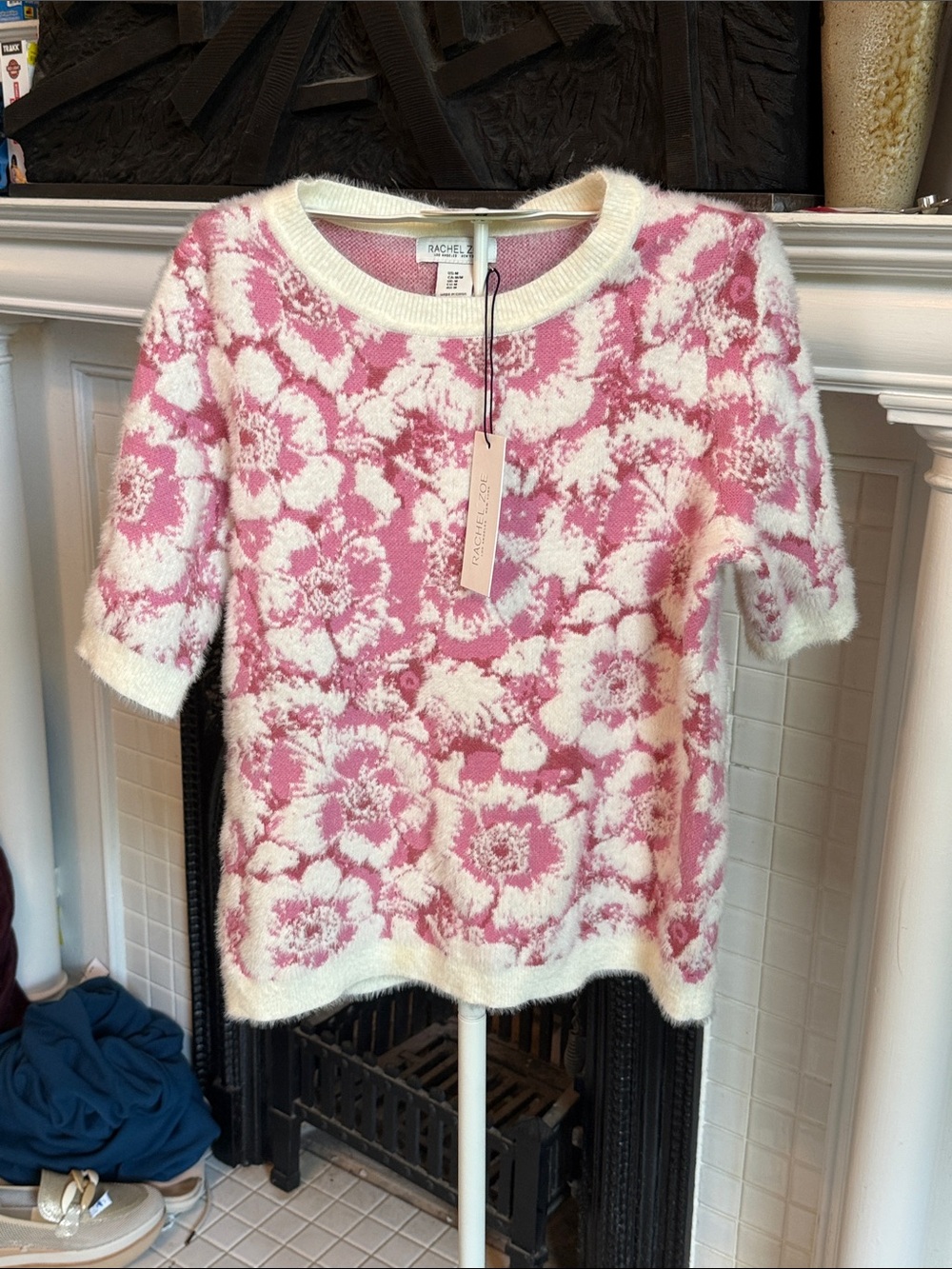Rachel Zoe Pink & White Floral Short Sleeve Knit Top